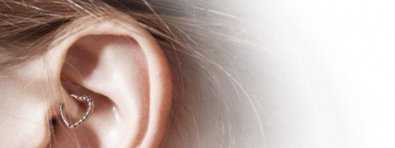 De Daith Piercing tegen hoofdpijn / migraine De Daith Piercing tegen hoofdpijn / migraine