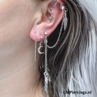 Oorbel met fake Helix ketting