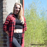 Piercing titanium zwart met steentje