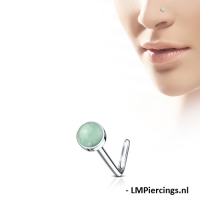 Jade-Nasenpiercing