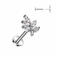 Piercing mit Edelsteinblatt